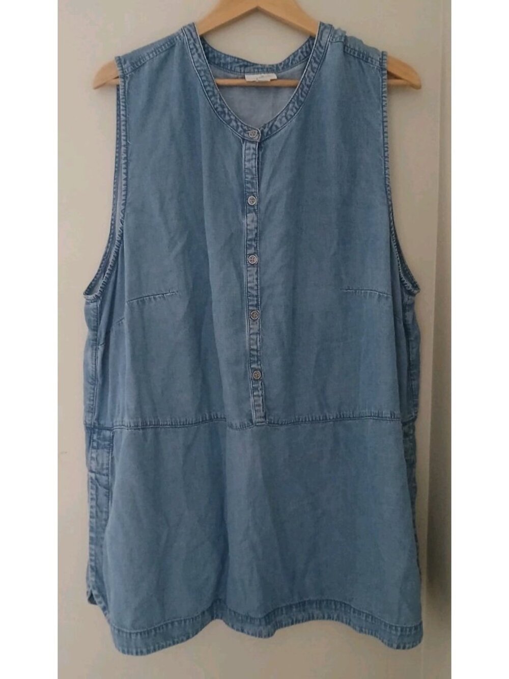 J. Jill Denim Chambray Sleeveless Tunic Top